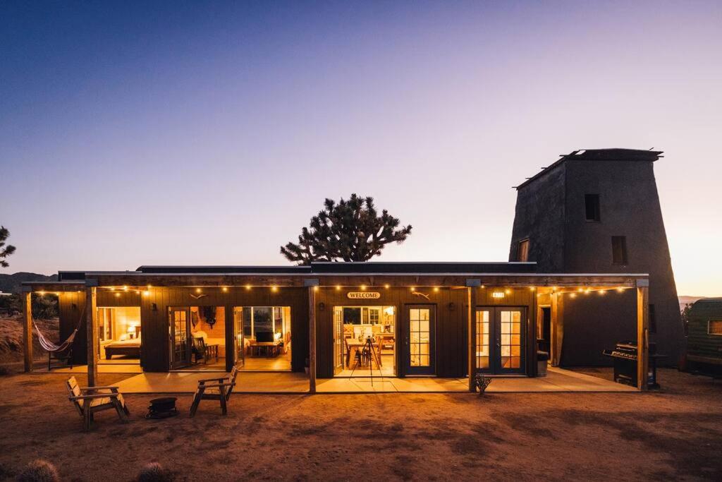 Joshua Tree Hidden Tower * Views - Landmark Yucca Valley Exterior foto